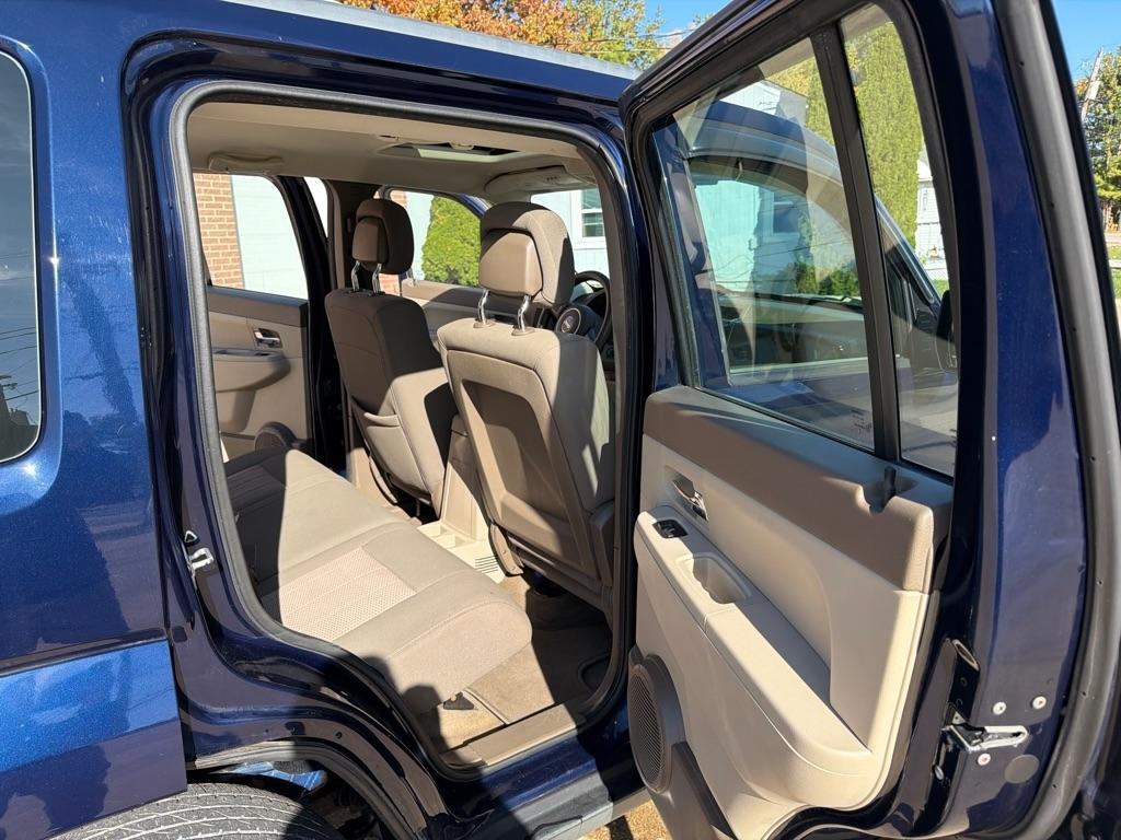 Jeep Liberty Sport 4WD 2012