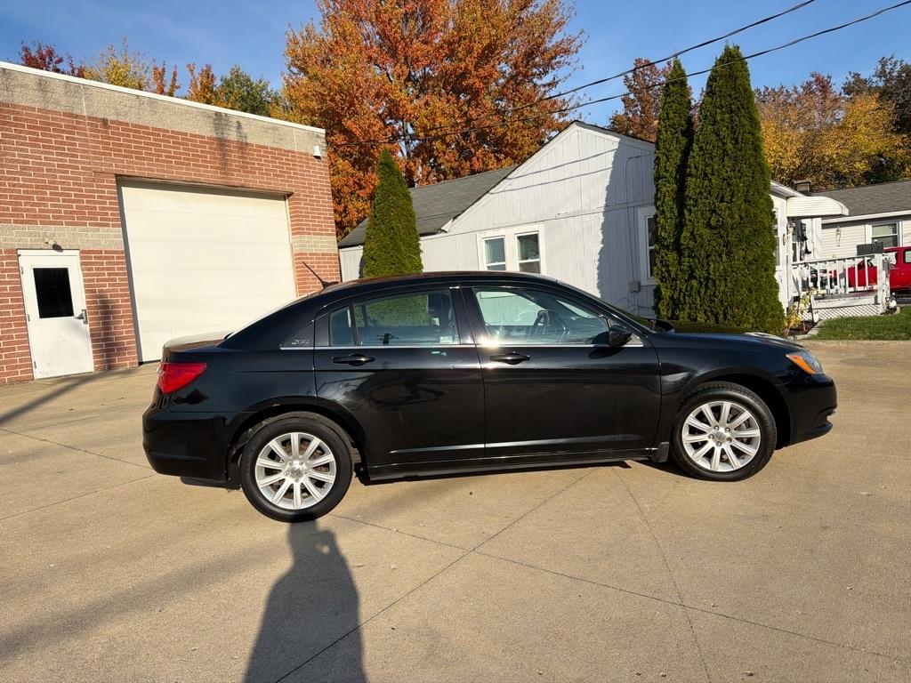 Chrysler 200 Touring 2013