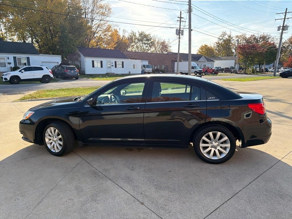 Chrysler 200 Touring 2013