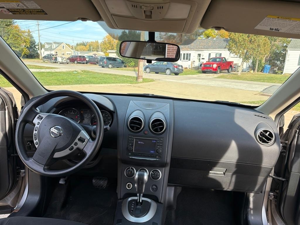 Nissan Rogue S AWD 2013