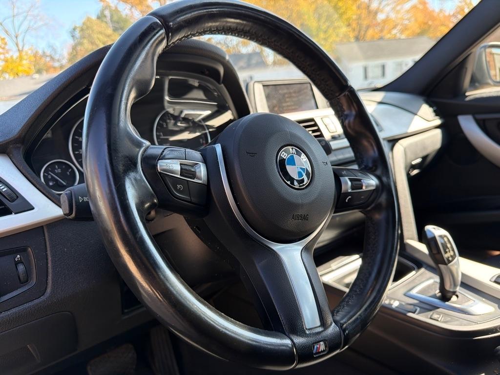 BMW 3-Series 320i xDrive 2015