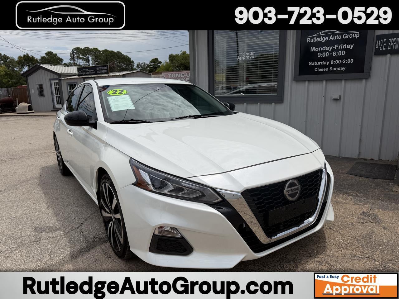 2022 Nissan Altima SR