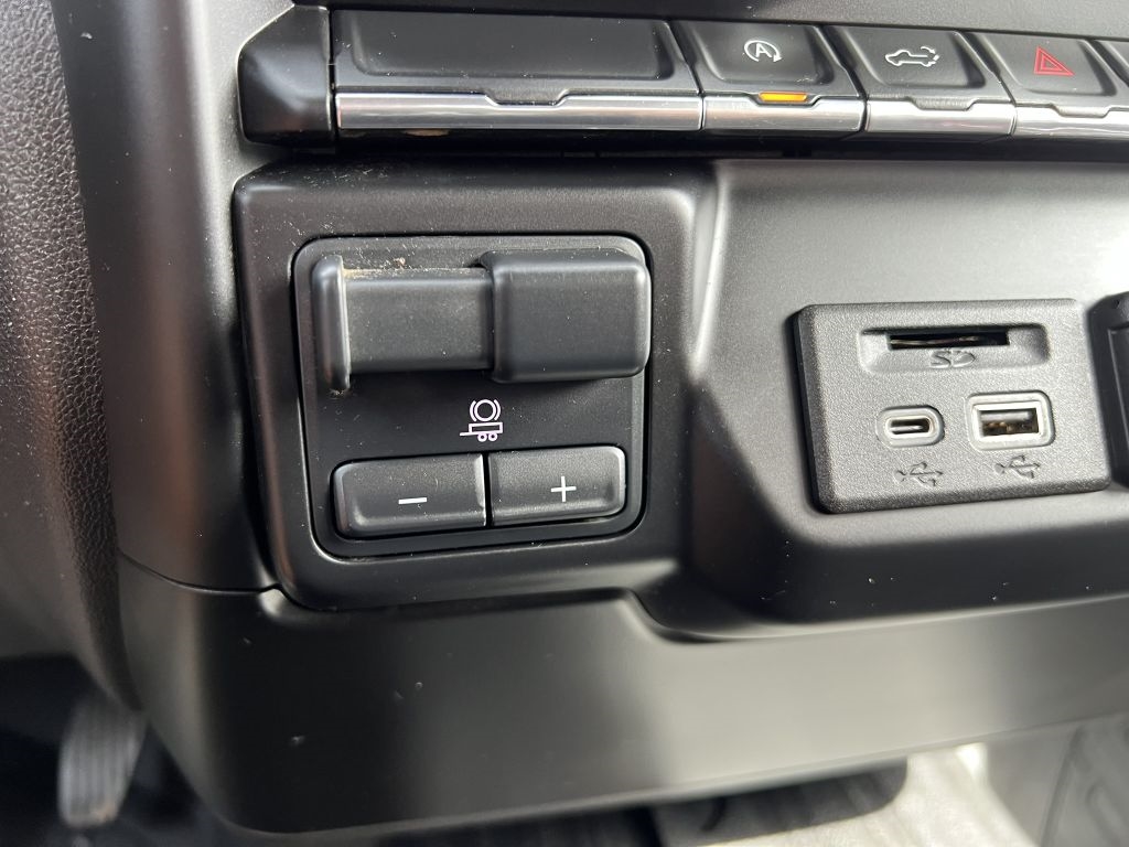 2021 Gmc Sierra 1500 SLT photo 3