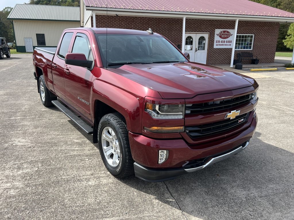 2017 Chevrolet Silverado 1500 LT Z71 photo 14