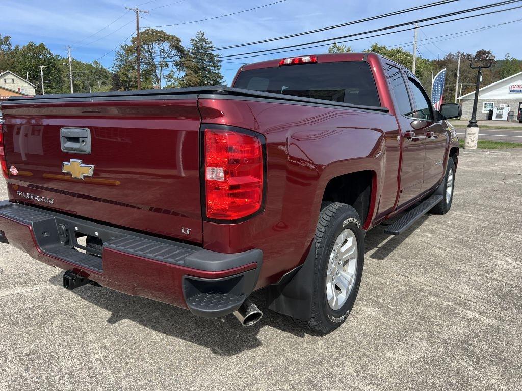 2017 Chevrolet Silverado 1500 LT Z71 photo 19