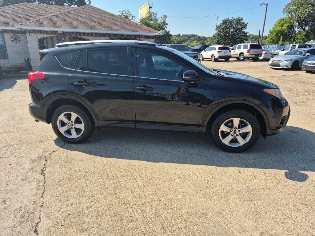 Toyota RAV4  2015