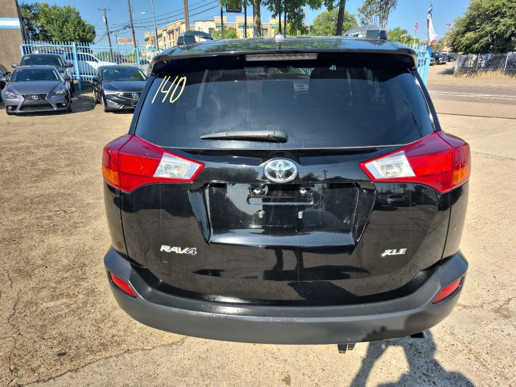 Toyota RAV4  2015