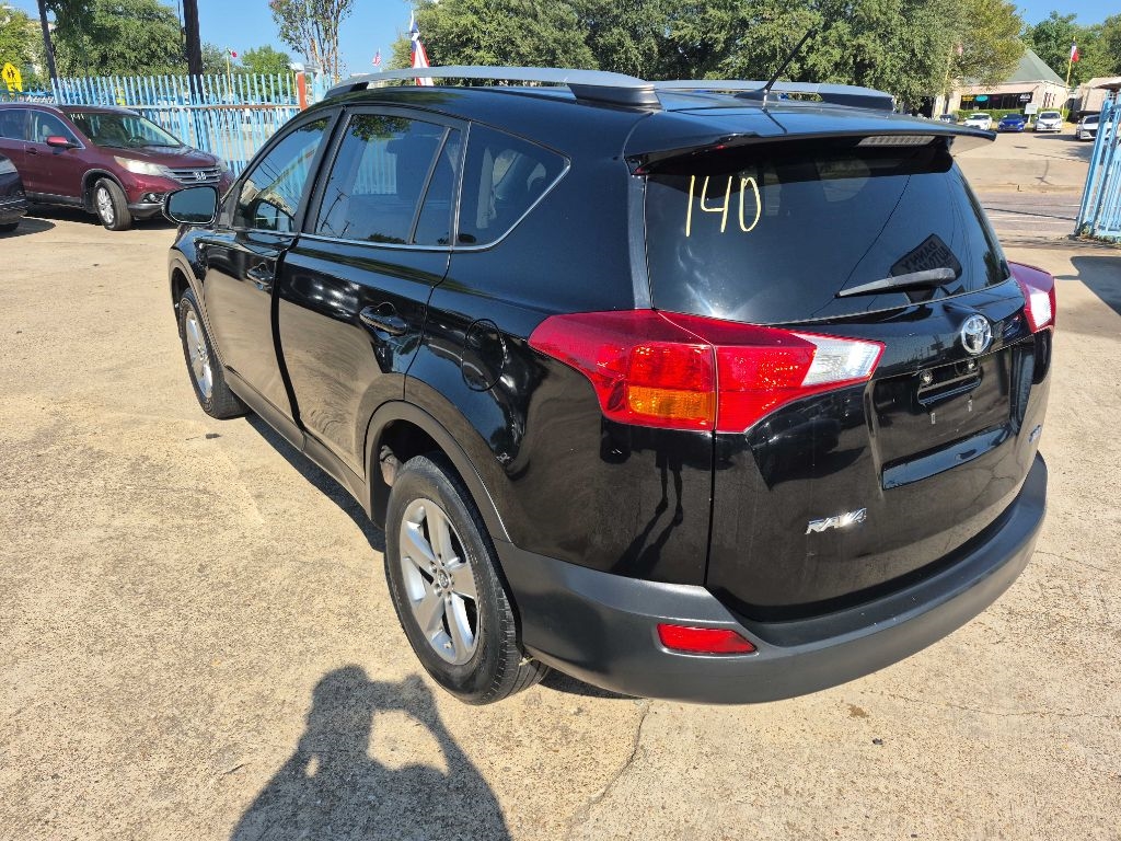 Toyota RAV4  2015