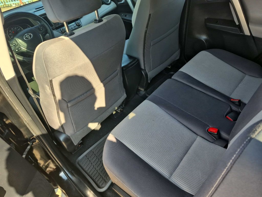 Toyota RAV4  2015