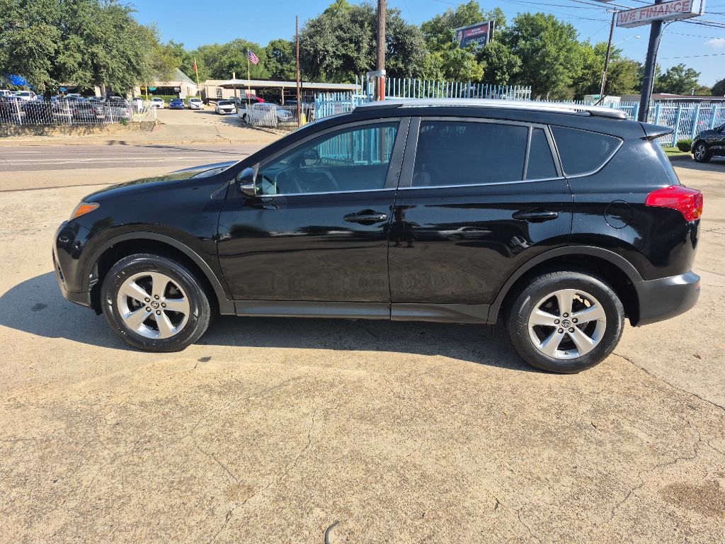 Toyota RAV4  2015