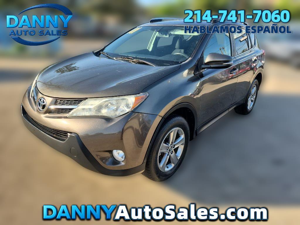 2015 Toyota RAV4 XLE FWD photo