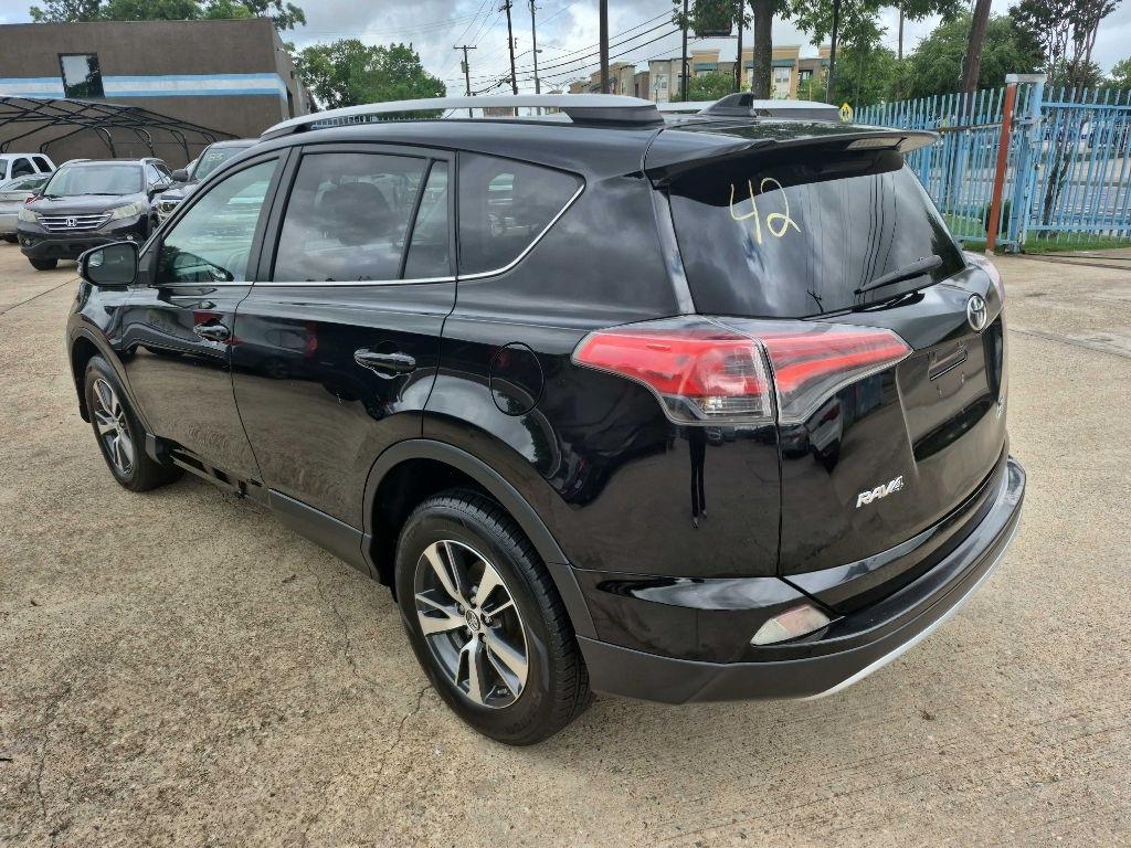 2016 Toyota RAV4 XLE - Photo 7