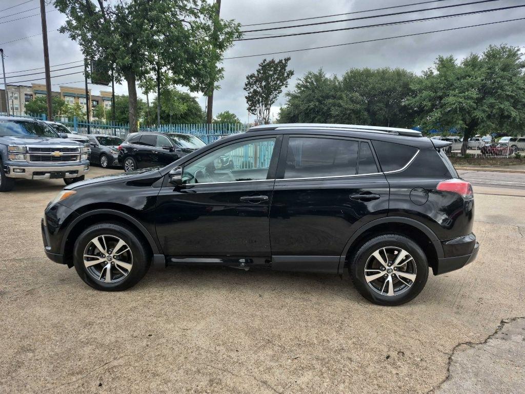 2016 Toyota RAV4 XLE - Photo 8