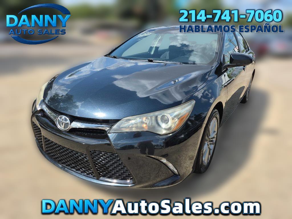 Gray 2017 Toyota Camry Sedan Front-Wheel Drive Automatic