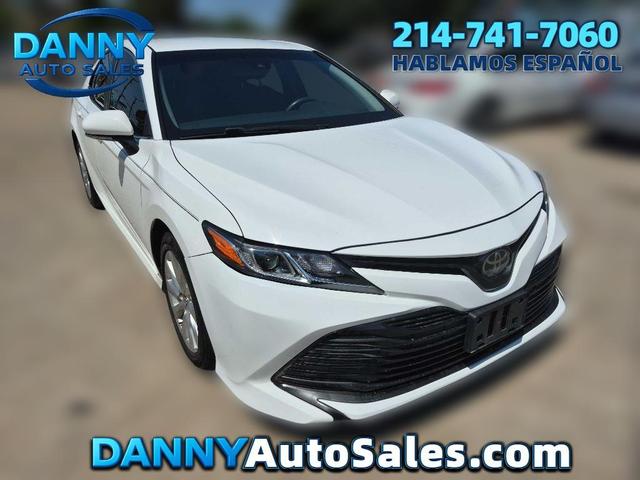 White 2018 Toyota Camry Sedan Front-Wheel Drive Automatic