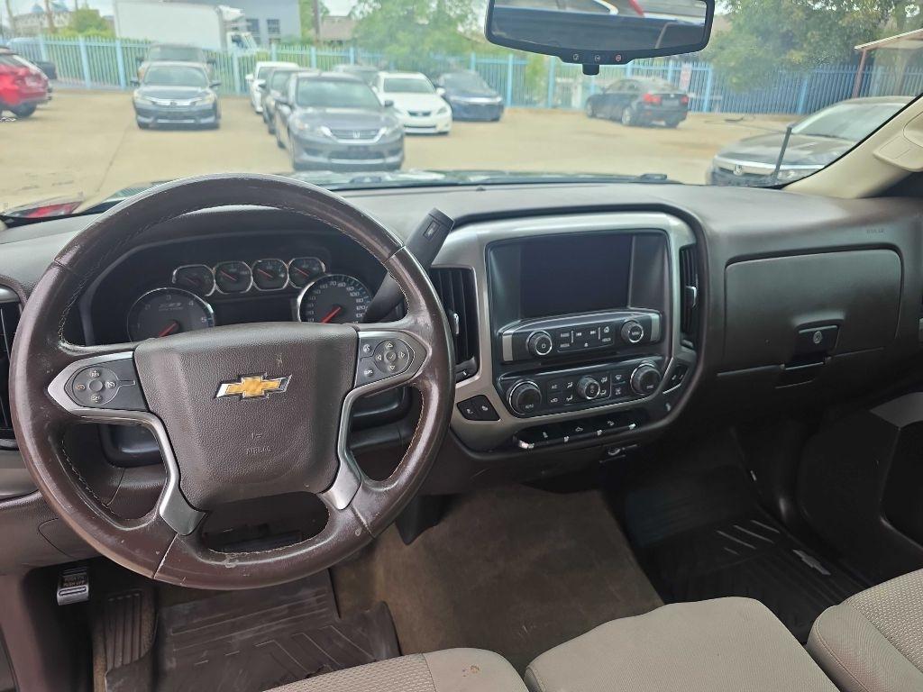 Chevrolet Silverado photo 13