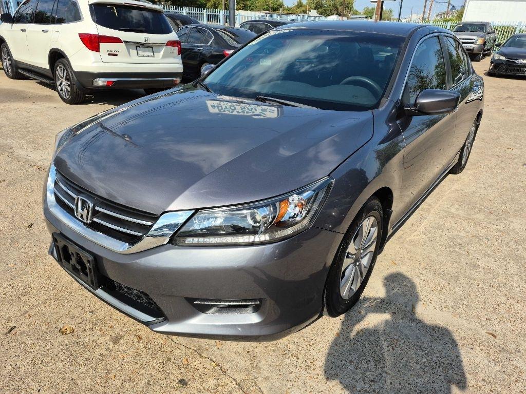 Honda Accord photo 3