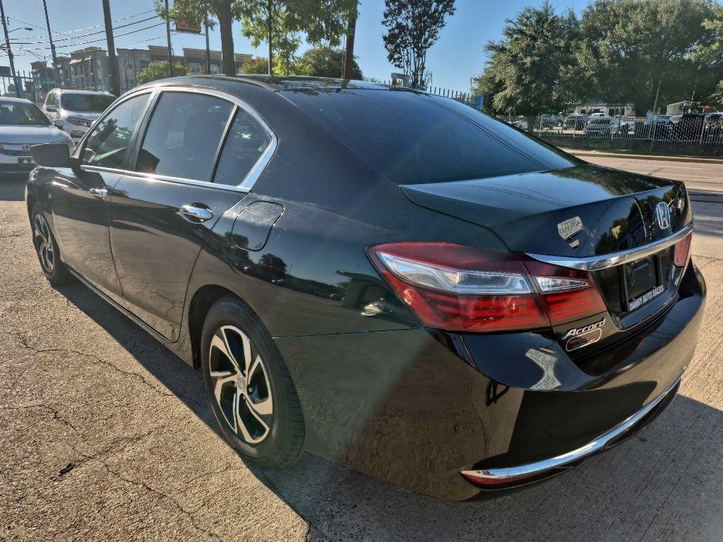 Honda Accord photo 6