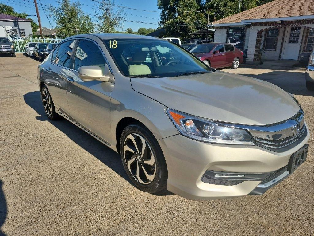 Honda Accord photo 2