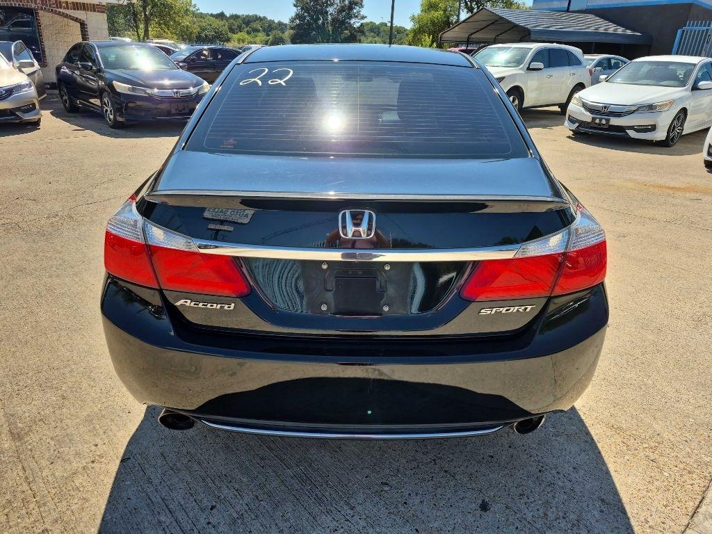 Honda Accord photo 5