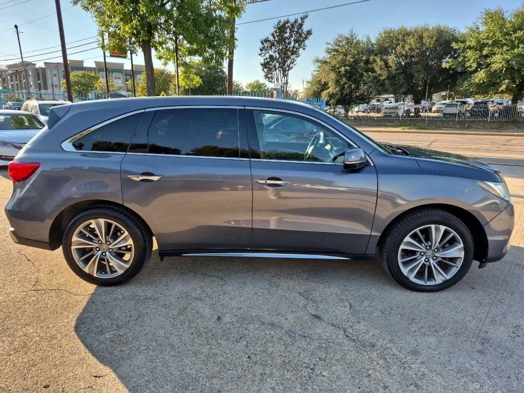 Acura MDX photo 2