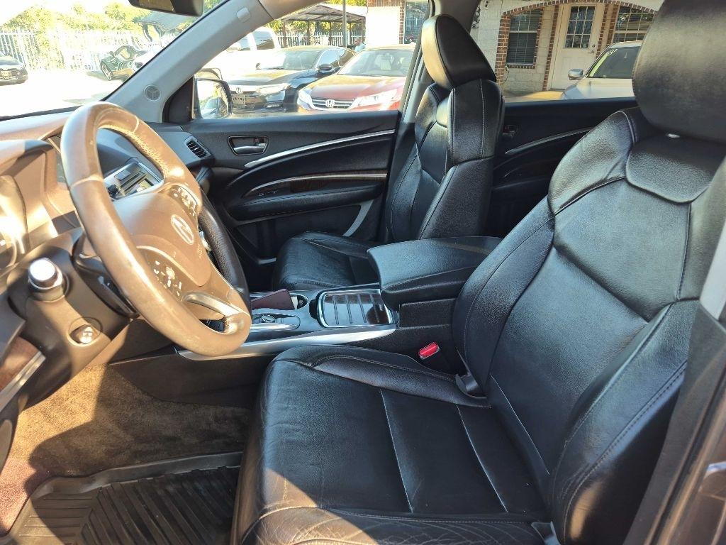 Acura MDX photo 10