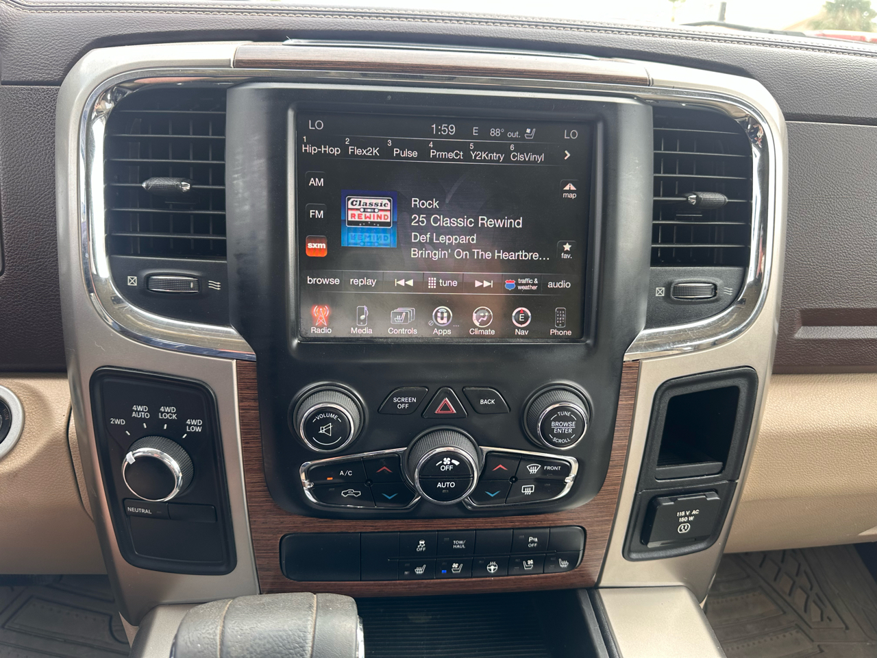 RAM 1500 Laramie 2013