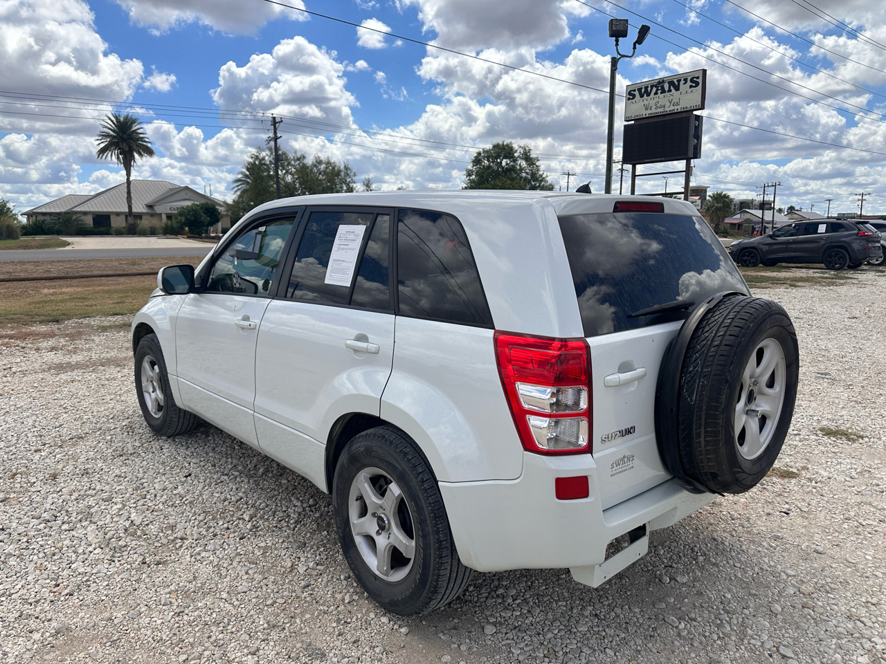 Suzuki Grand Vitara  2010 Suzuki Grand Vitara  2010