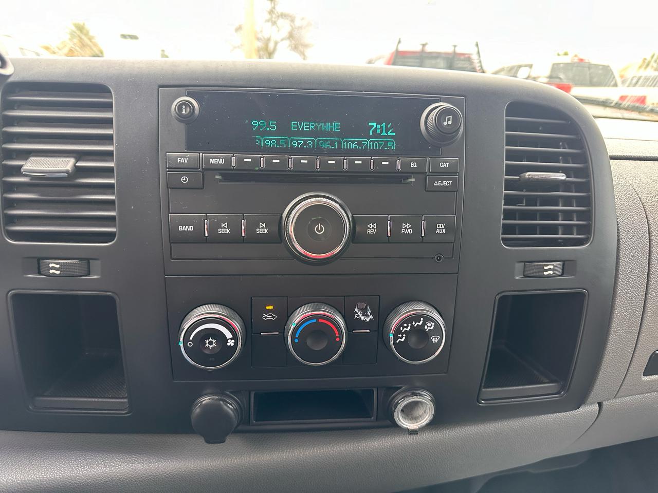 Chevrolet Silverado 1500 Work Truck Ext. Cab Long Box 2WD 2009