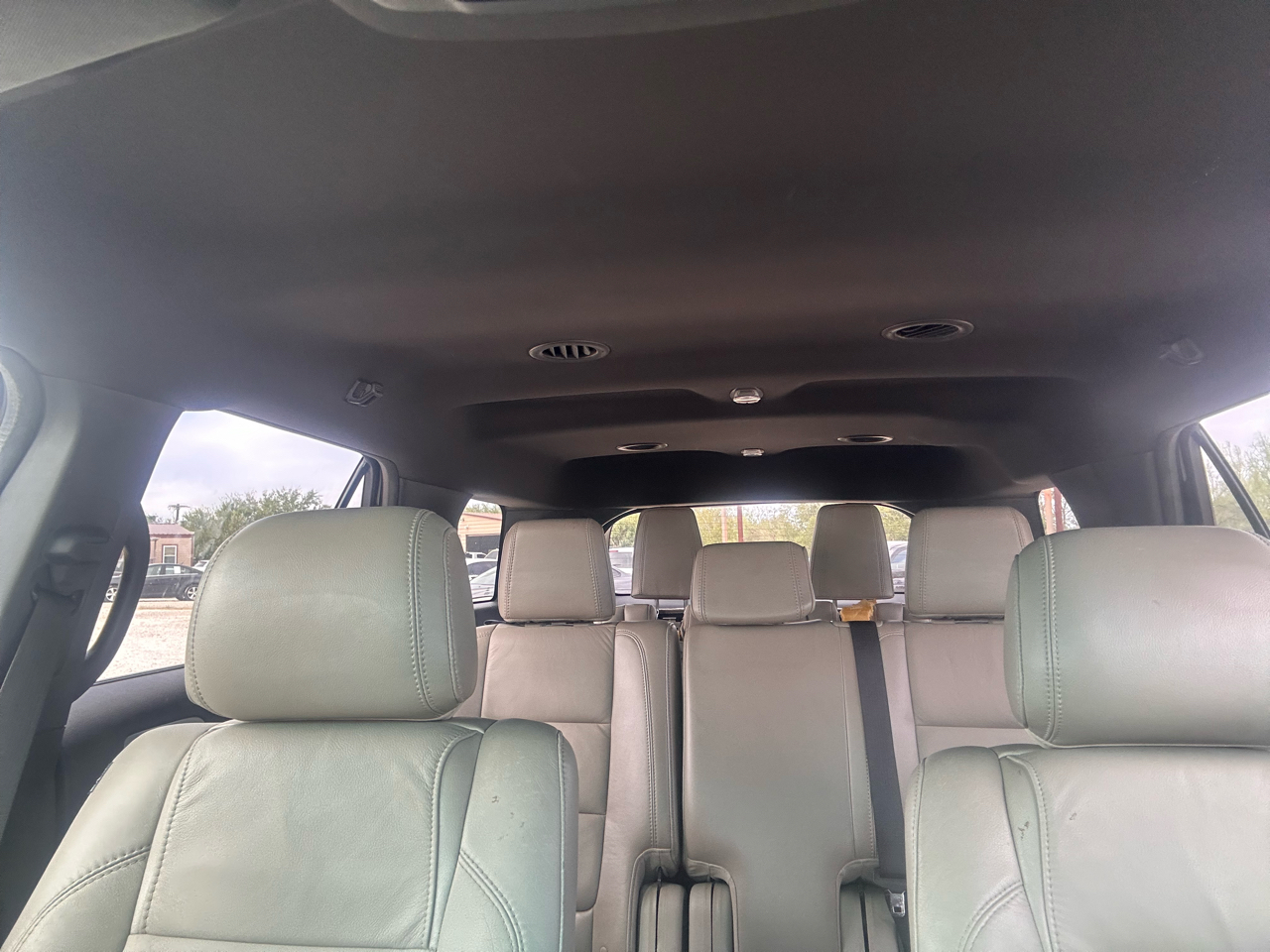 Ford Explorer XLT FWD 2011 Ford Explorer XLT FWD 2011