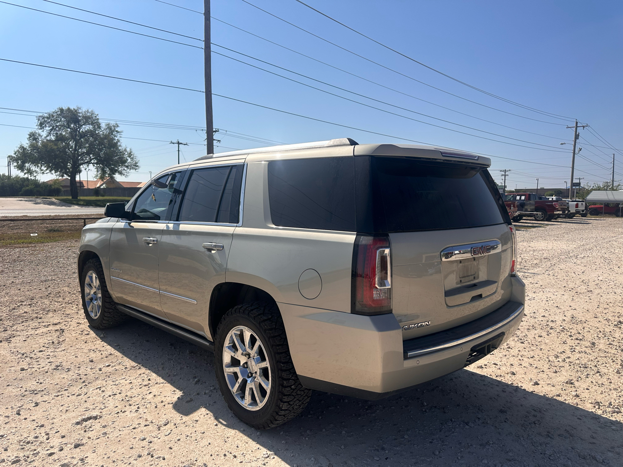 GMC Yukon Denali 4WD 2015 GMC Yukon Denali 4WD 2015