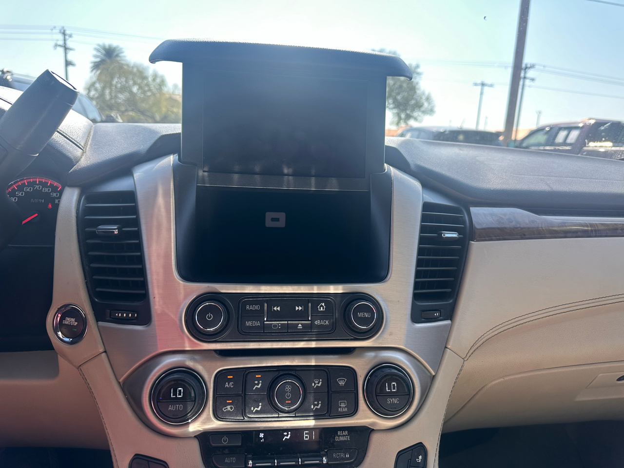 GMC Yukon Denali 4WD 2015 GMC Yukon Denali 4WD 2015