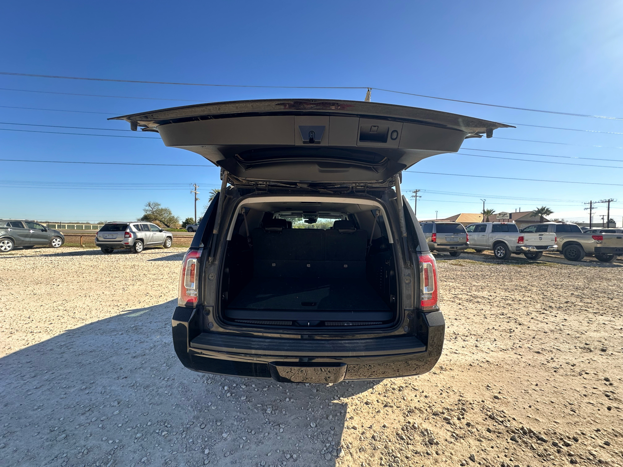 GMC Yukon XL SLT 1/2 Ton 2WD 2015