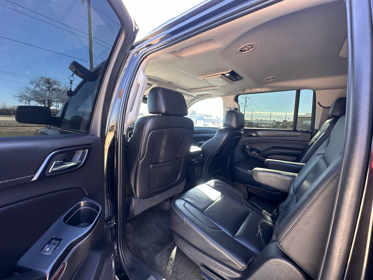 GMC Yukon XL SLT 1/2 Ton 2WD 2015
