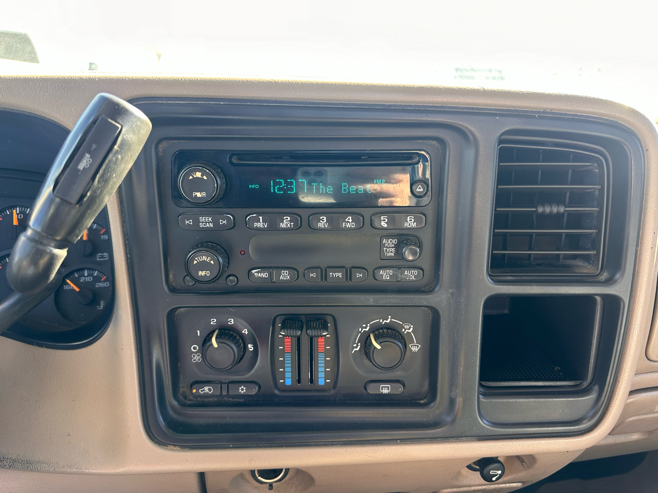 Chevrolet Silverado 1500 LS Crew Cab 2WD 2005