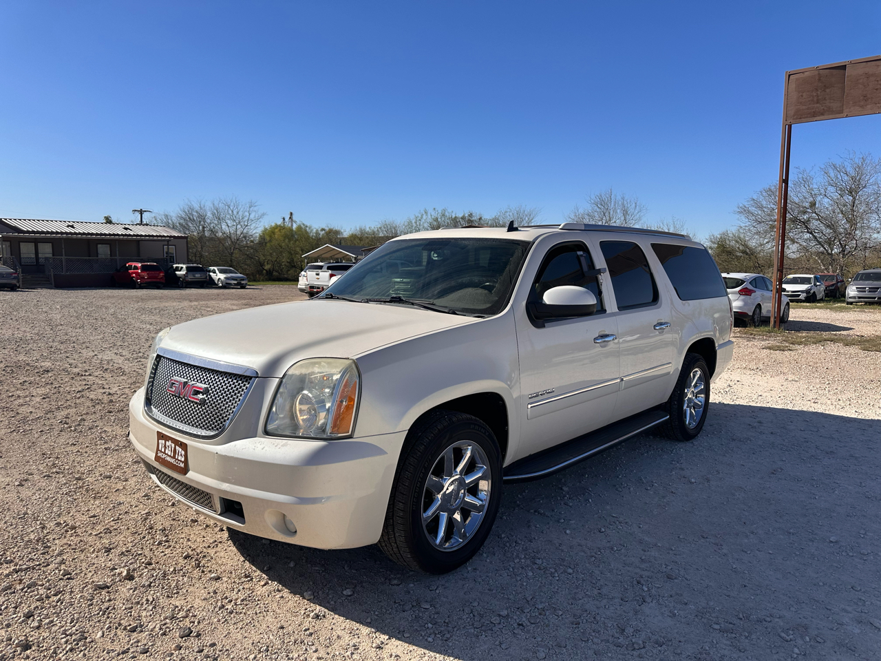 GMC Yukon Denali XL 4WD 2013