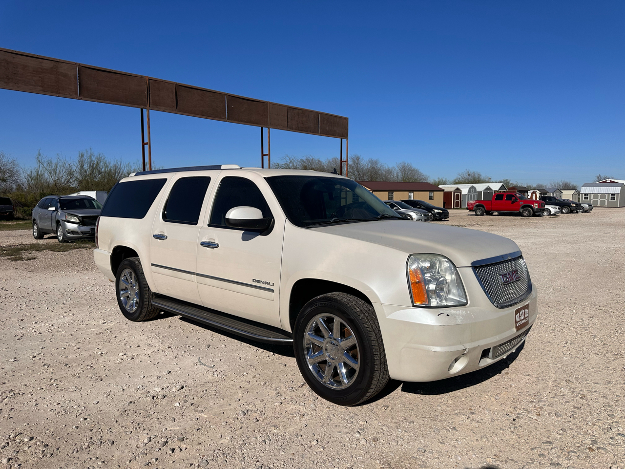 GMC Yukon Denali XL 4WD 2013