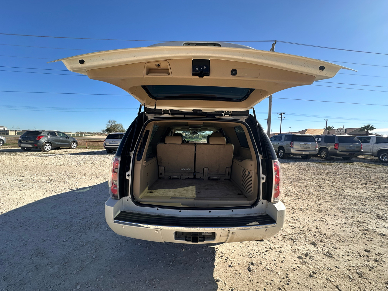 GMC Yukon Denali XL 4WD 2013