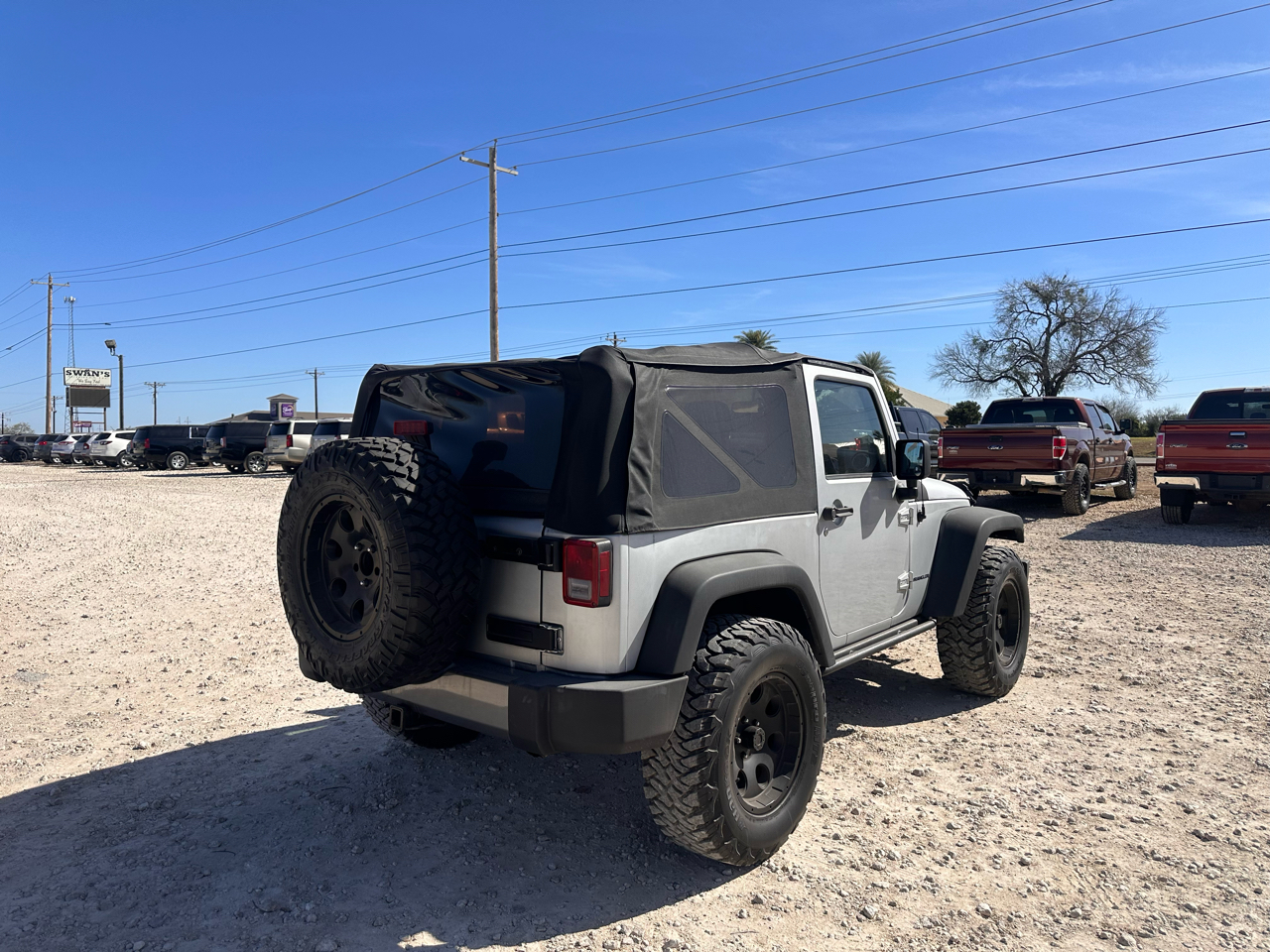 Jeep Wrangler Sahara 4WD 2012