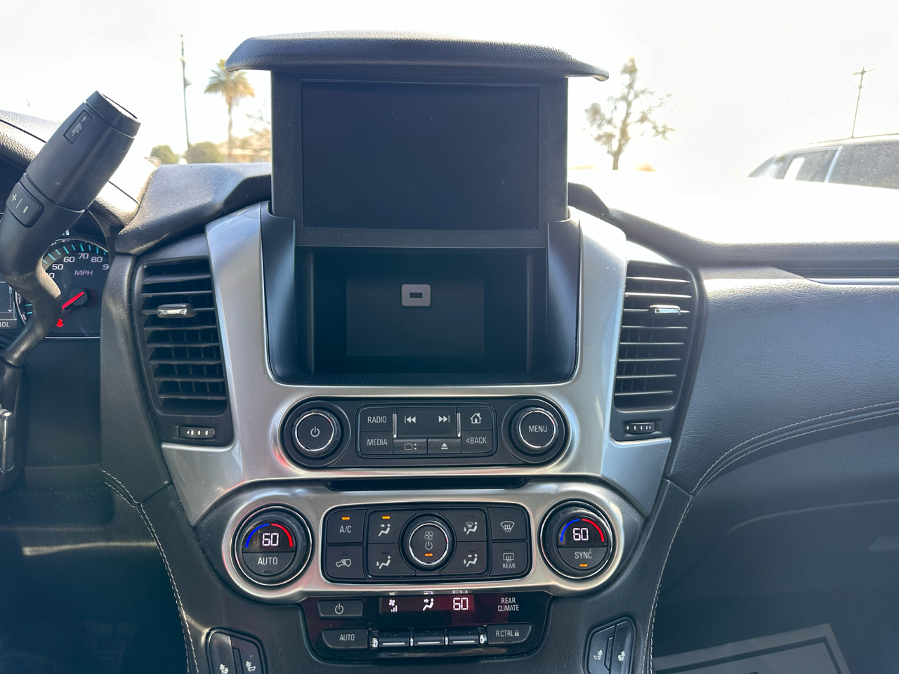 Chevrolet Suburban LT 2WD 2019