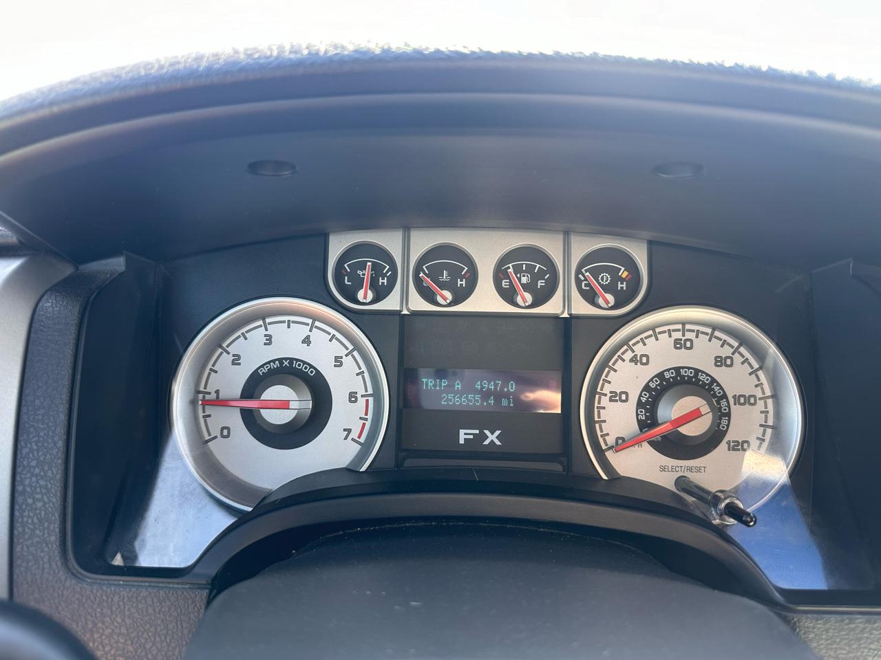 Ford F-150 XLT SuperCab 8-ft. Bed 4WD 2010