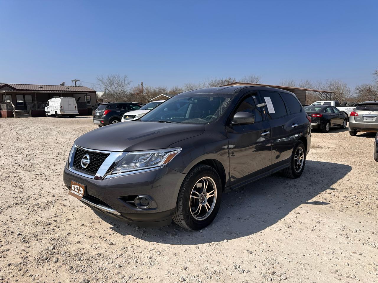 Nissan Pathfinder SL 2WD 2014