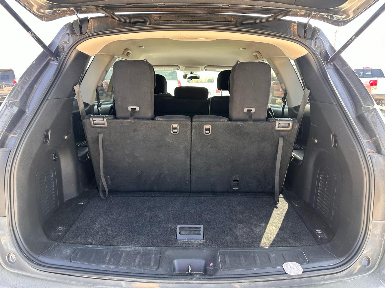 Nissan Pathfinder SL 2WD 2014