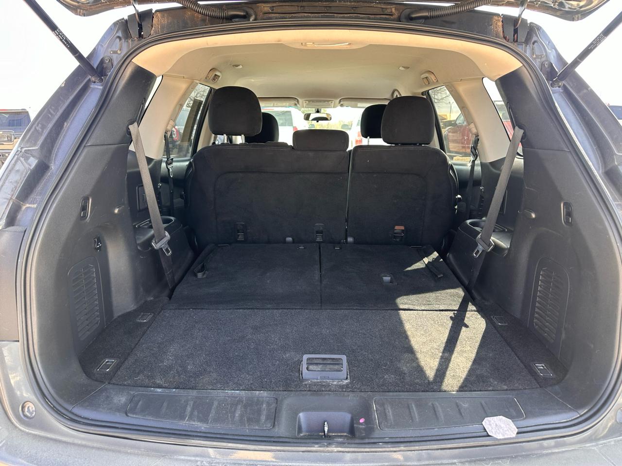 Nissan Pathfinder SL 2WD 2014