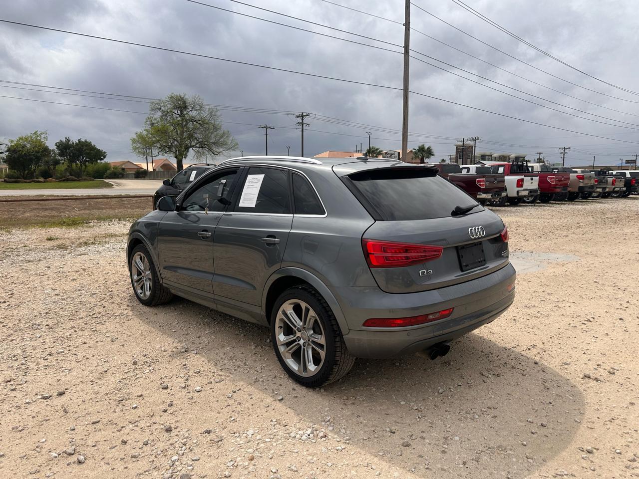 Audi Q3 2.0T quattro Premium Plus 2016