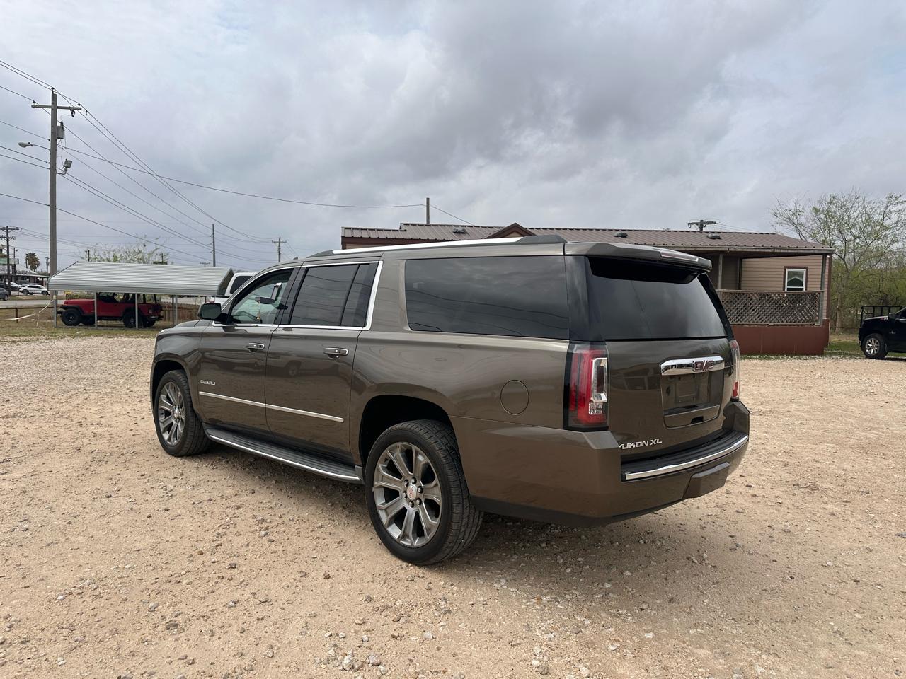 GMC Yukon Denali XL 2WD 2015