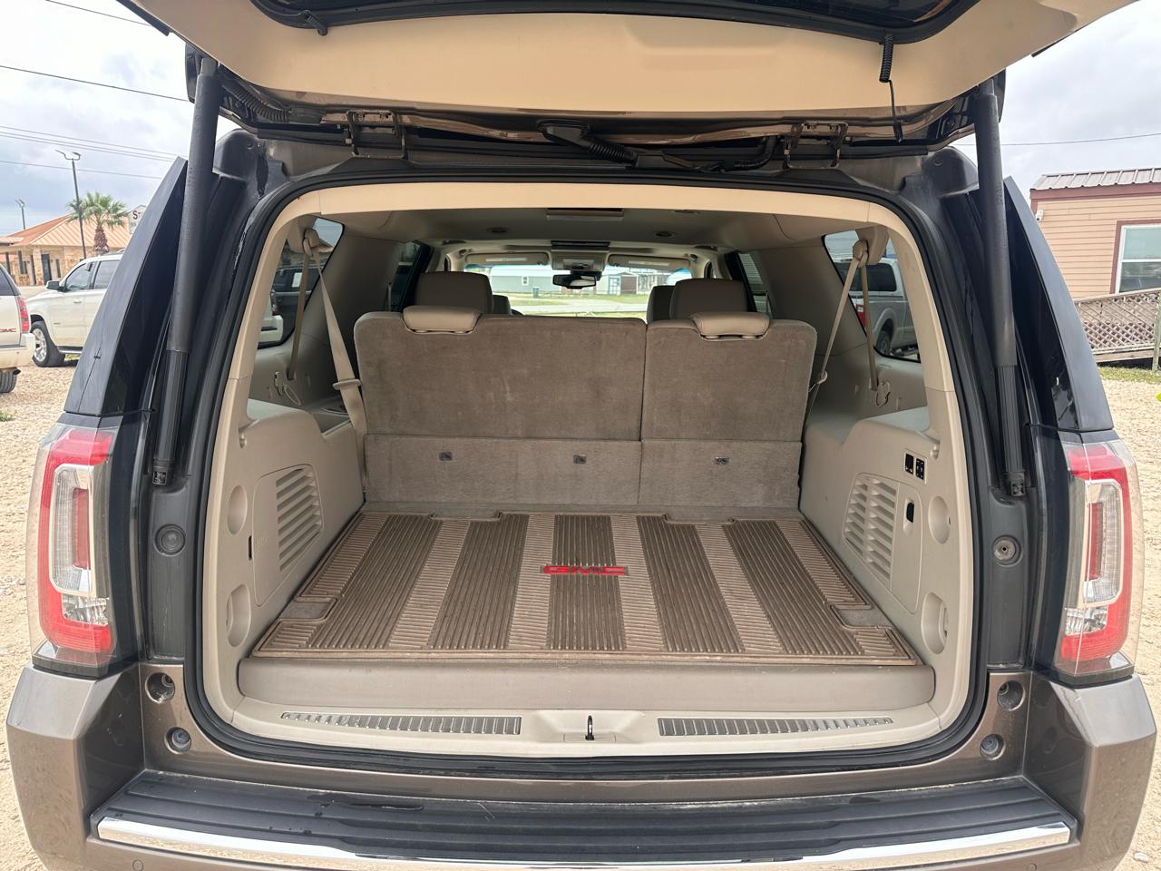 GMC Yukon Denali XL 2WD 2015