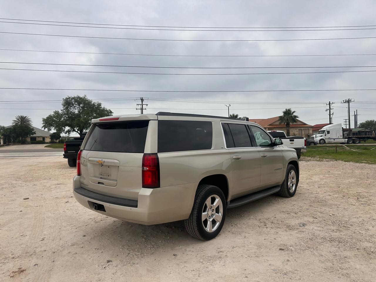 Chevrolet Suburban LT 2WD 2016
