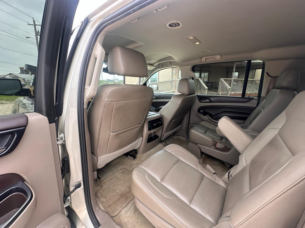 Chevrolet Suburban LT 2WD 2016