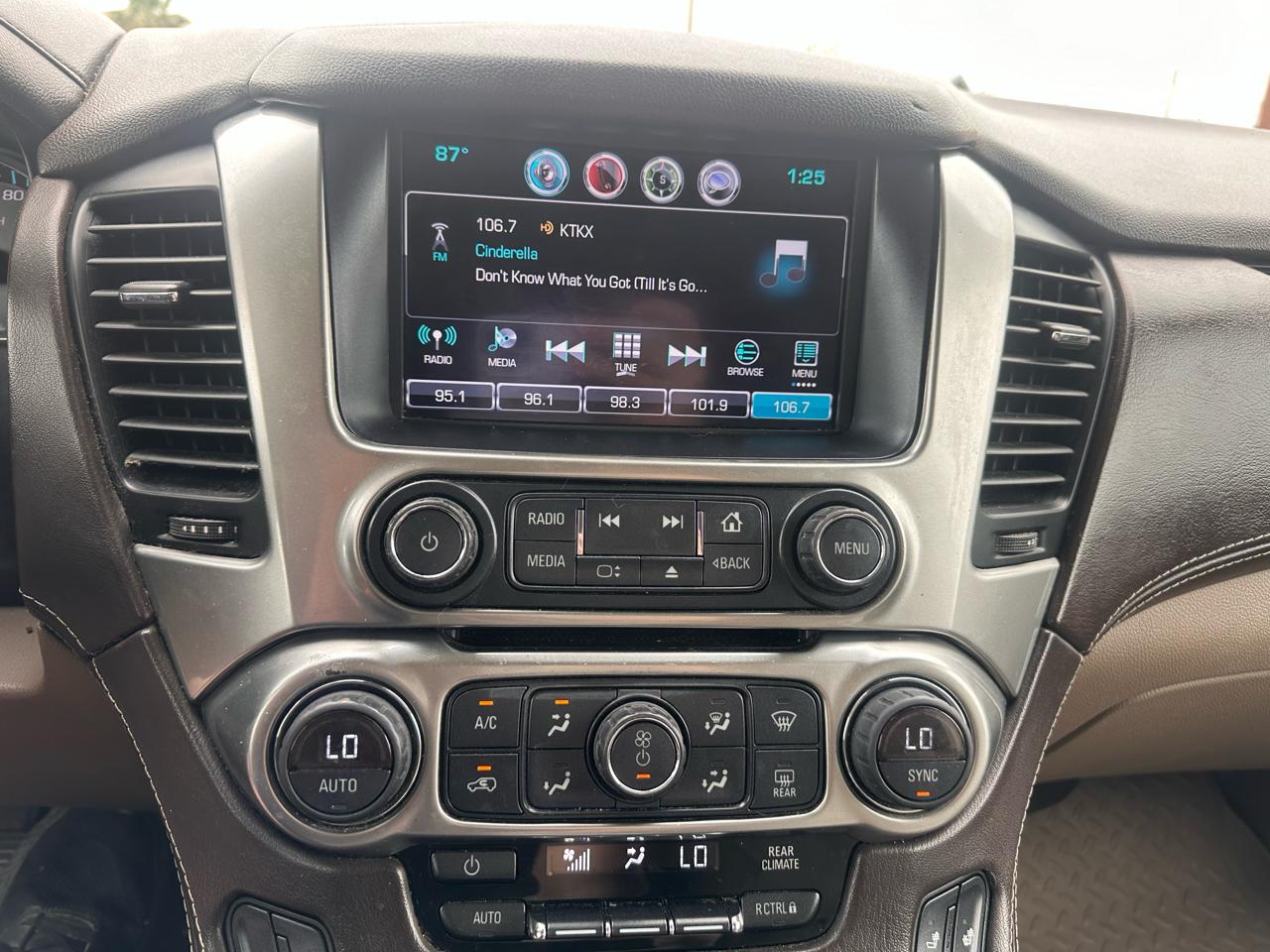Chevrolet Suburban LT 2WD 2016